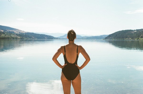 How to Choose Swimwear That Flatters Your Figure and Feels Comfortable?